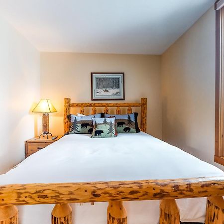 Tamarack Villa Wilson Room photo