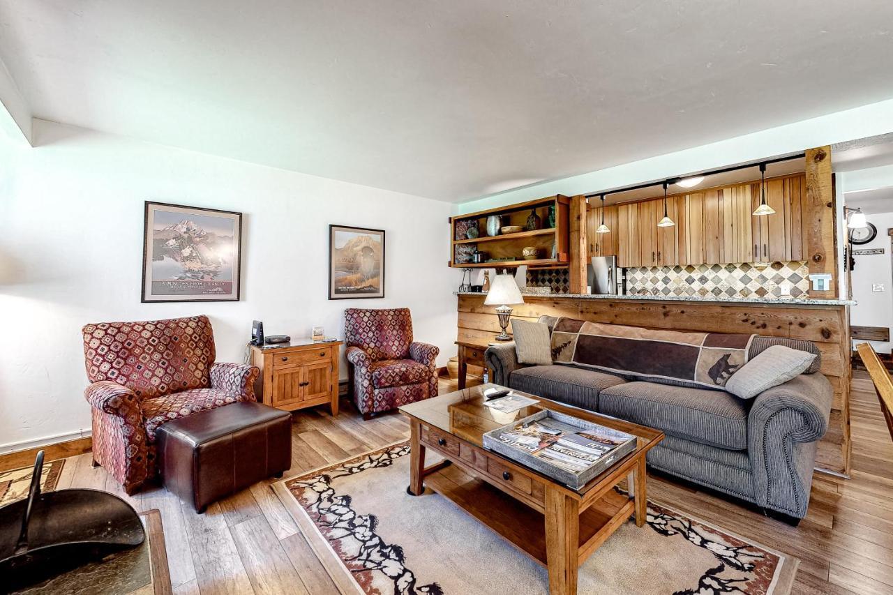 Tamarack Villa Wilson Room photo