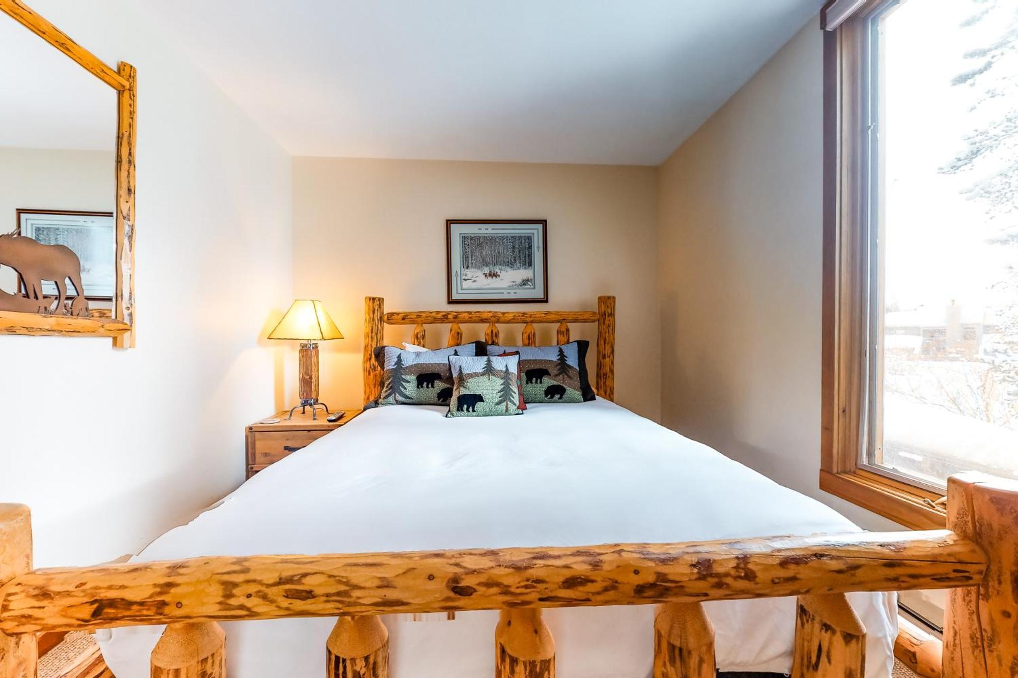 Tamarack Villa Wilson Room photo