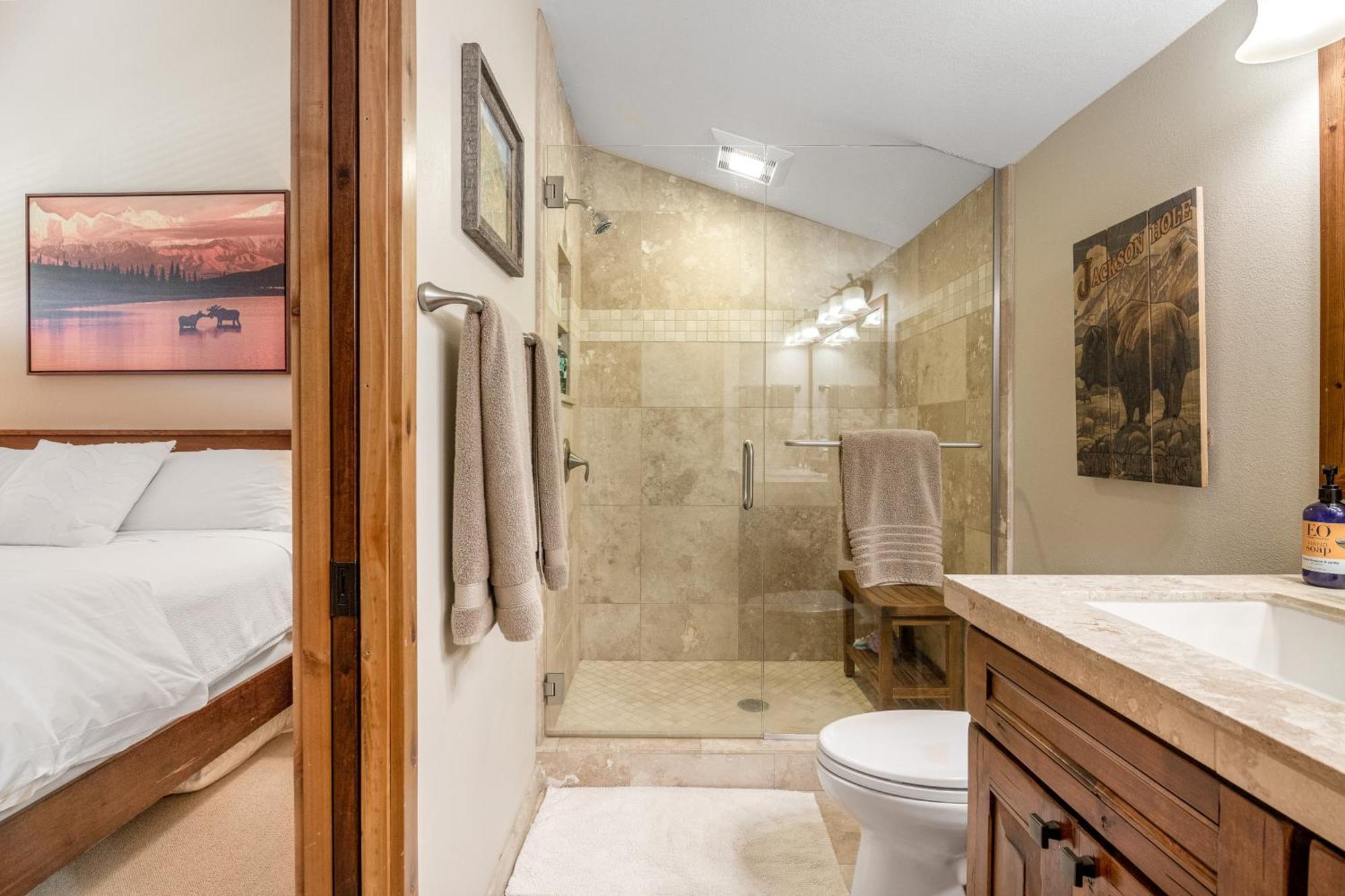 Tamarack Villa Wilson Room photo