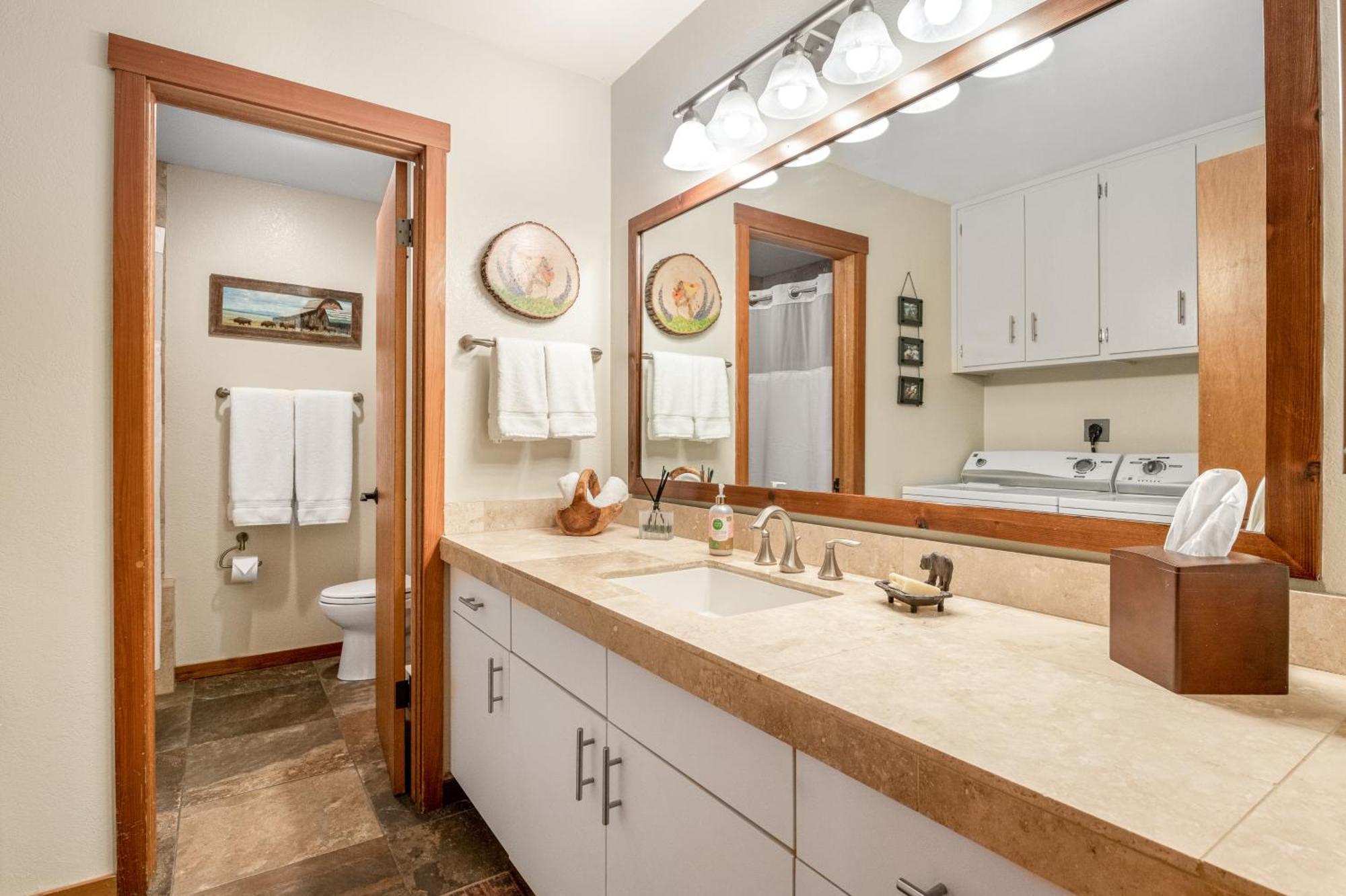 Tamarack Villa Wilson Room photo