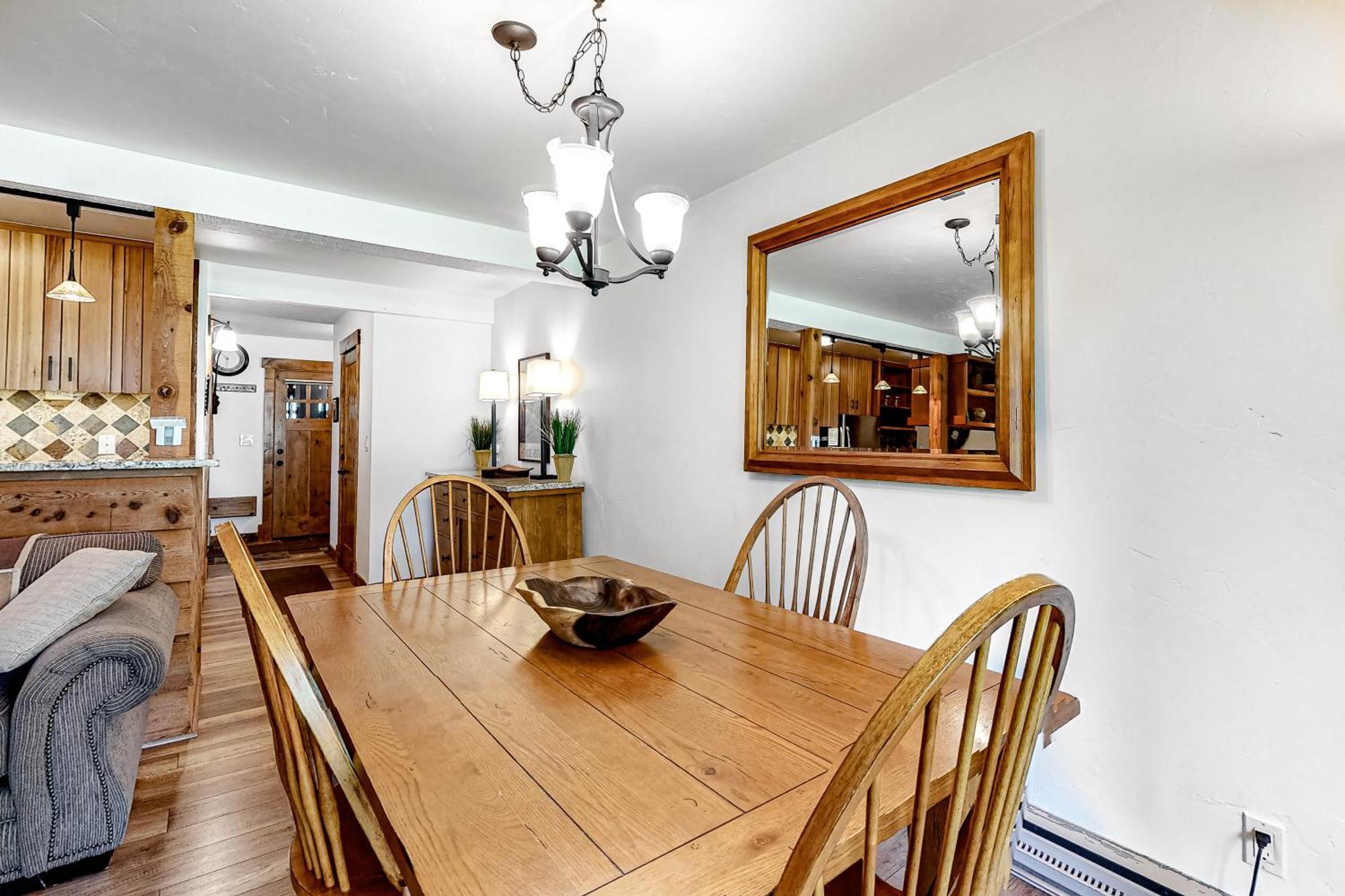 Tamarack Villa Wilson Room photo