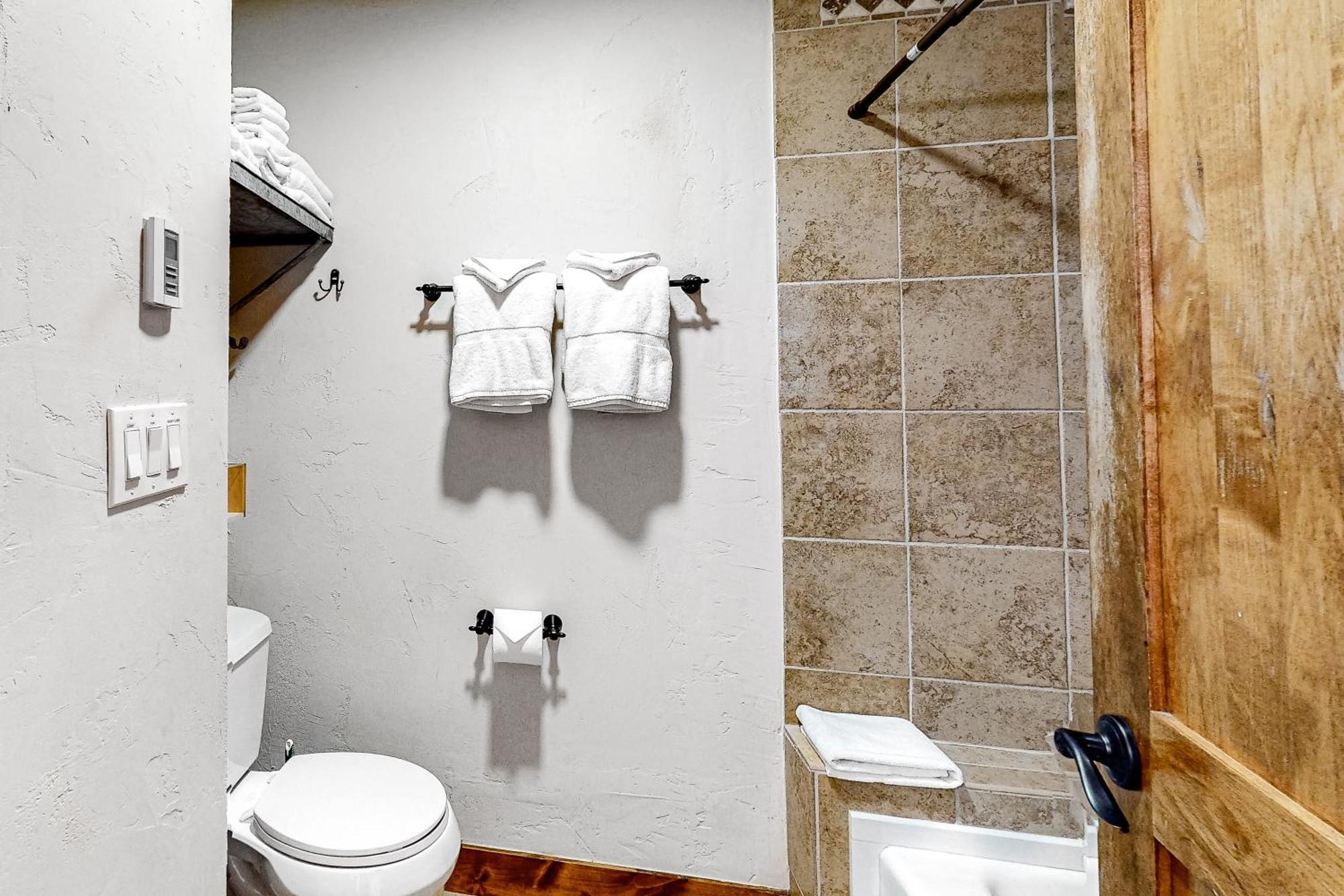 Tamarack Villa Wilson Room photo
